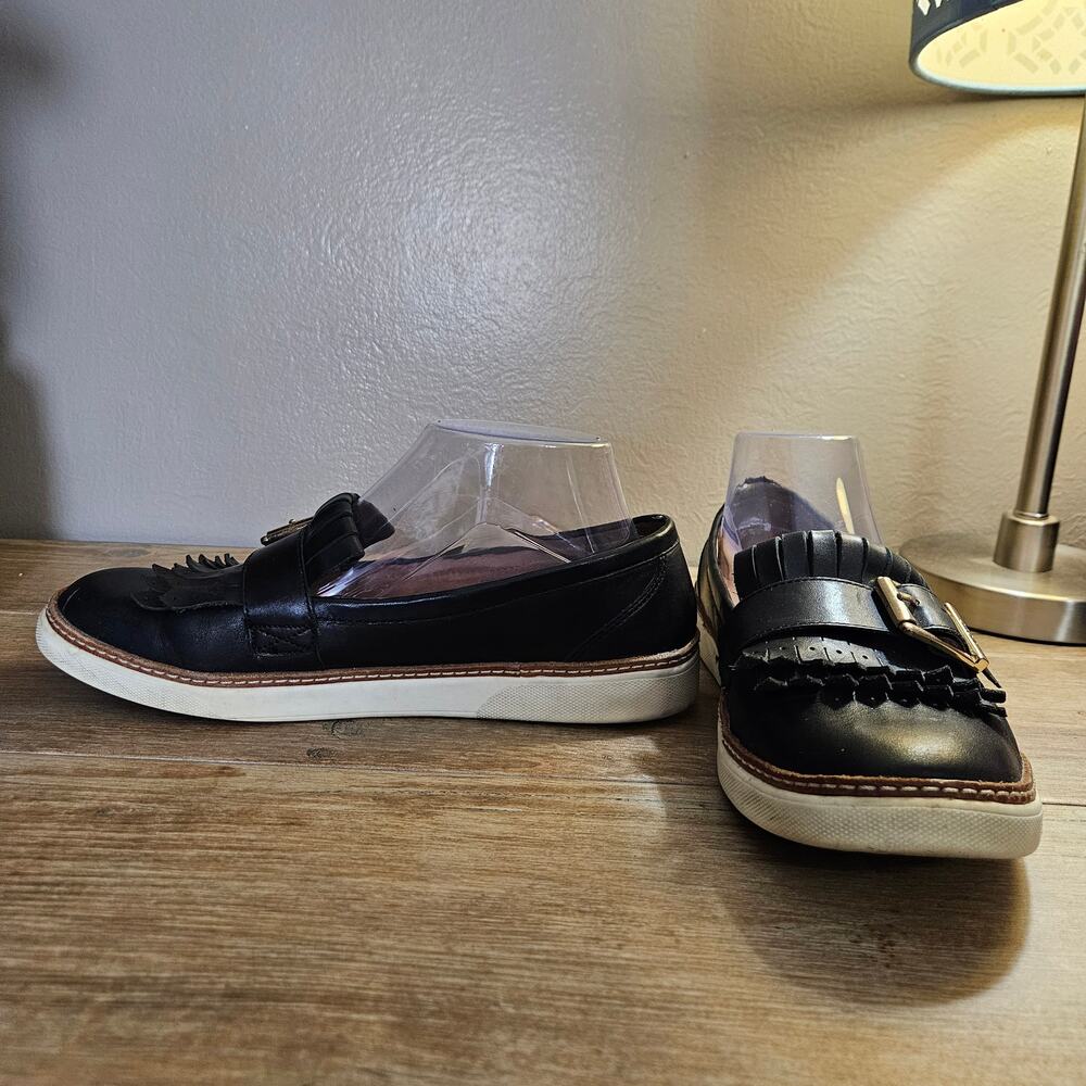 Vionic Cambridge Women's 8 Black Leather Kiltie Fringe Loafers Preppy Academia